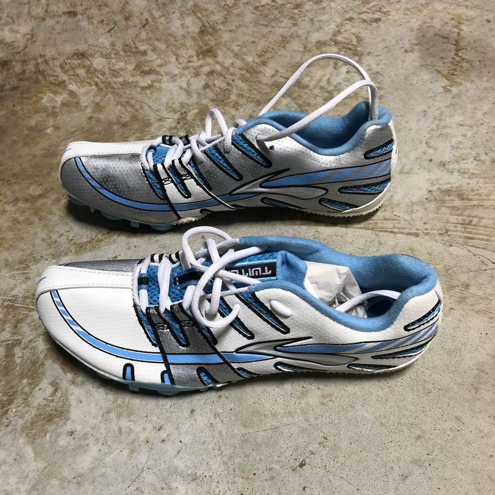 Brooks spikes - Picture 2 of 3